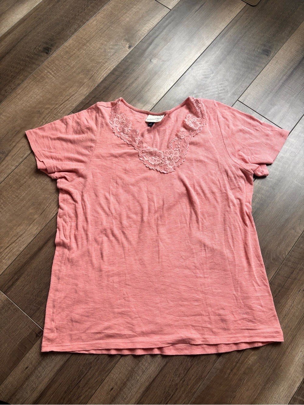 Universal Thread Coral Pink and Olive Lace-Trim Short Sleeve Tees 100% cotton.